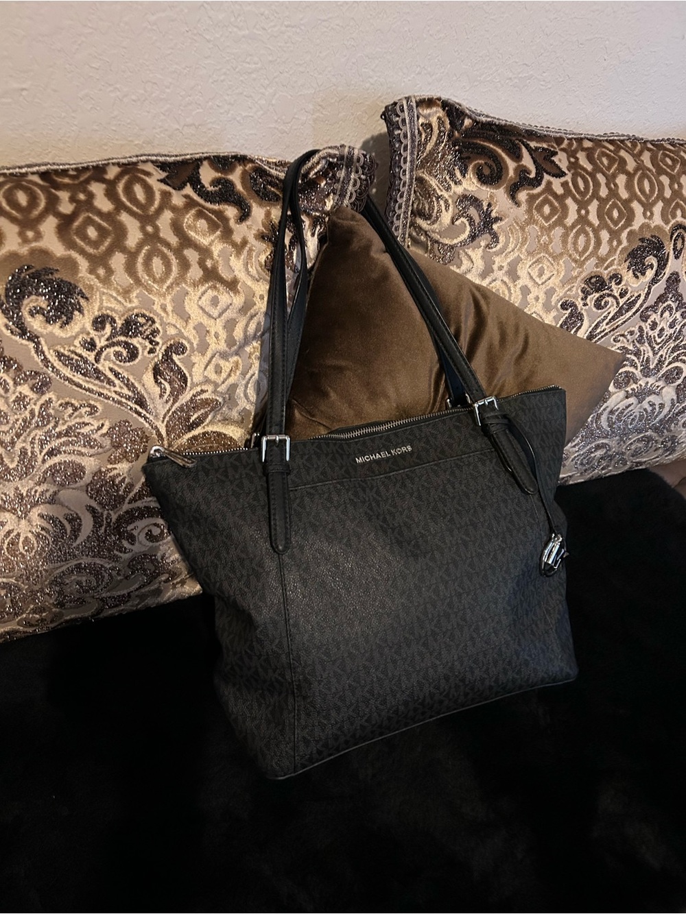 Michael Kors Black Signature large Tote Bag